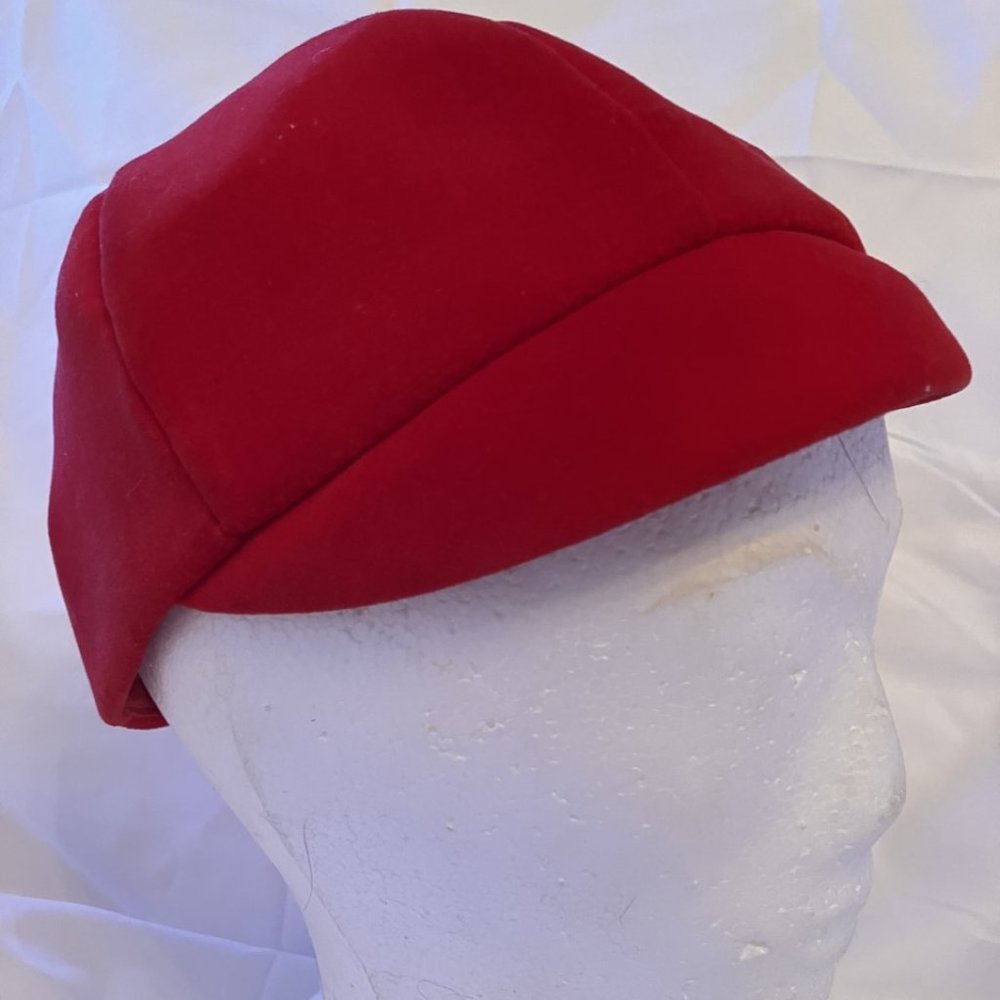 Vintage/Mod 1960's Red Velveteen Cap - Size Small